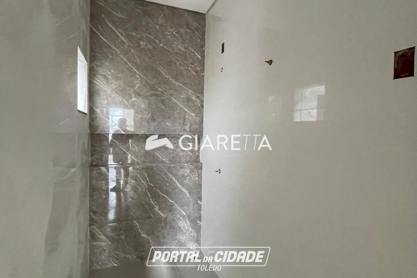 Casa &agrave; venda - 115m&sup2; - JARDIM PANCERA