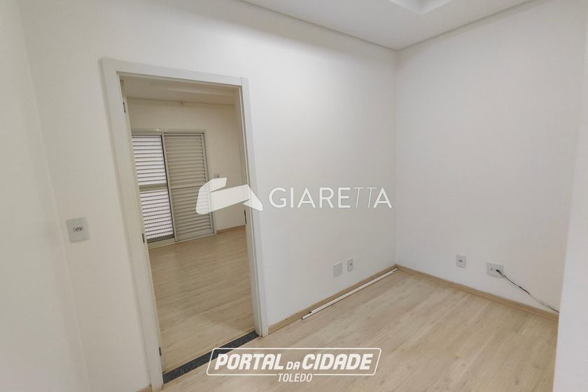 Sobrado para alugar - 208m&sup2; - JARDIM TOCANTINS