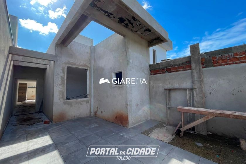 Casa &agrave; venda - 79m&sup2; - VILA BECKER