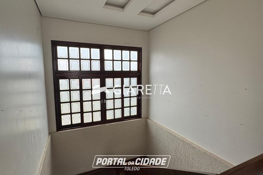 Sobrado para alugar - 322m&sup2; - JARDIM LA SALLE