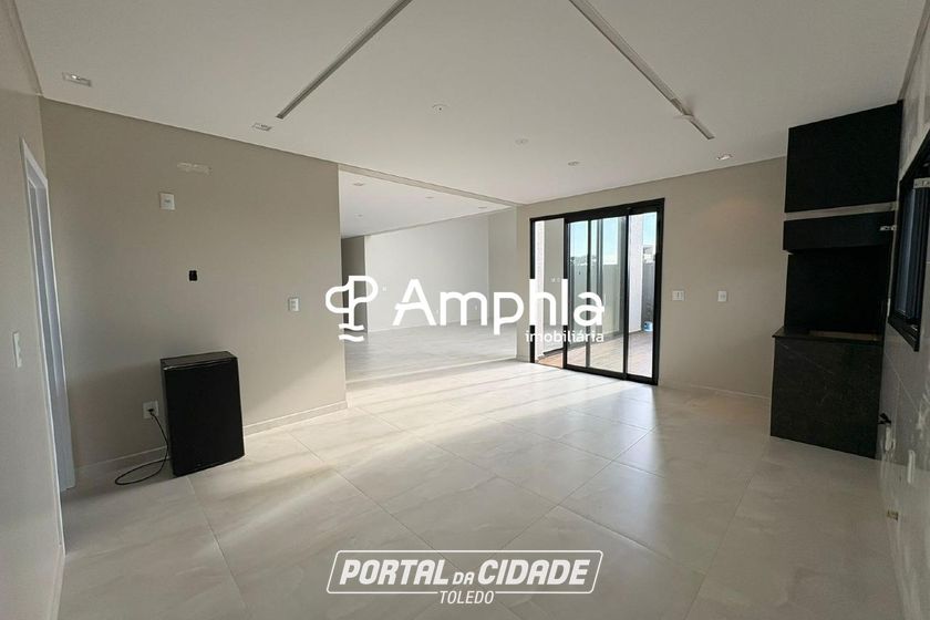 Sobrado &agrave; venda - 294m&sup2; - Cascavel Velho