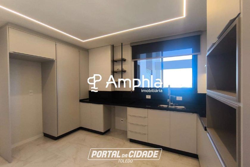 Apartamento &agrave; venda - 150m&sup2; - Centro