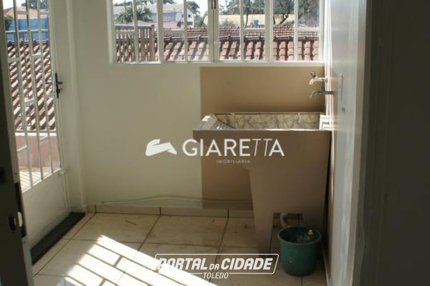 Apartamento para alugar - 130m&sup2; - CENTRO