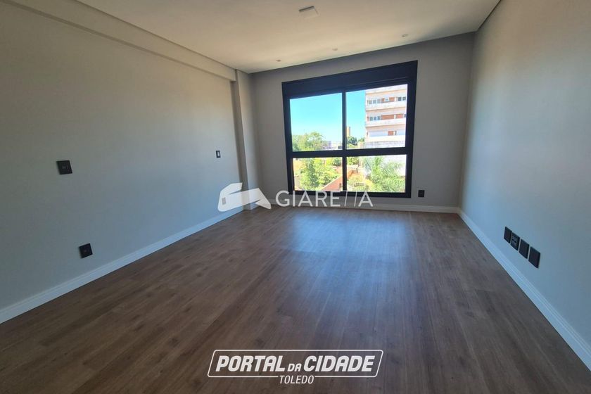 Apartamento &agrave; venda - 175m&sup2; - CENTRO