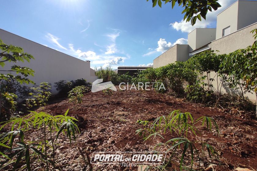 Terreno &agrave; venda - 361m&sup2; - VILA INDUSTRIAL