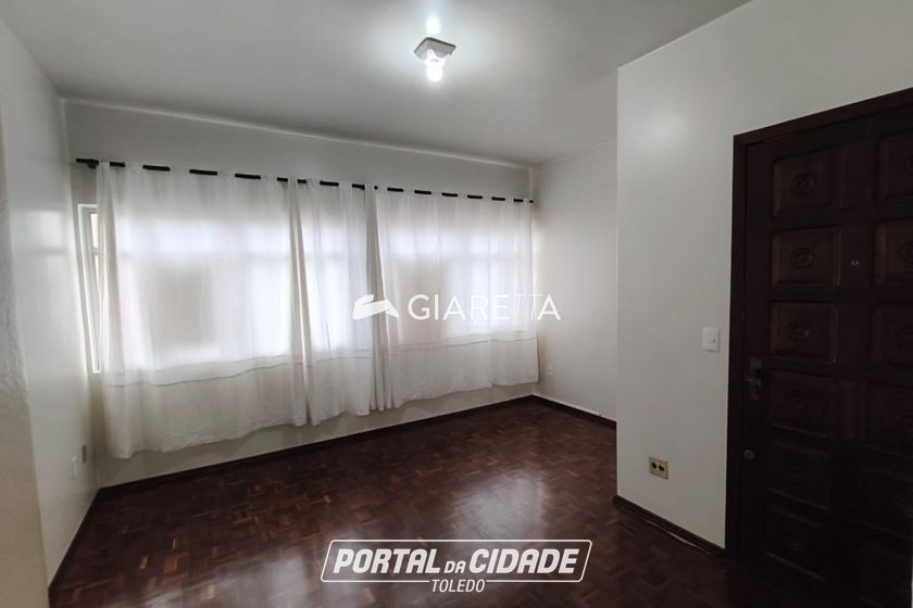 Apartamento para alugar - 135m&sup2; - CENTRO