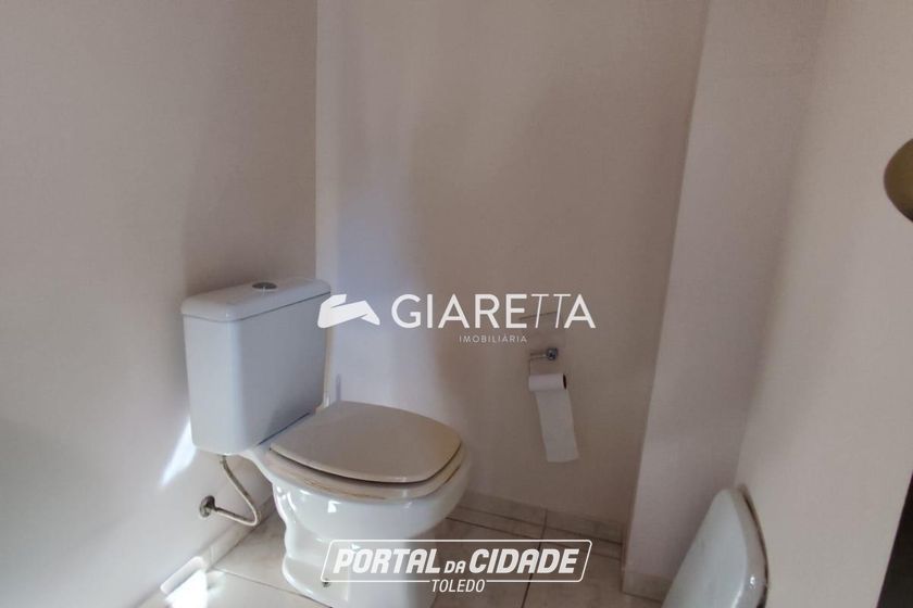Sobrado para alugar - 124m&sup2; - JARDIM PANCERA