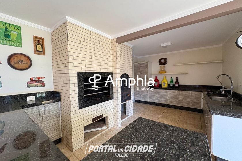Sobrado &agrave; venda - 390m&sup2; - Neva