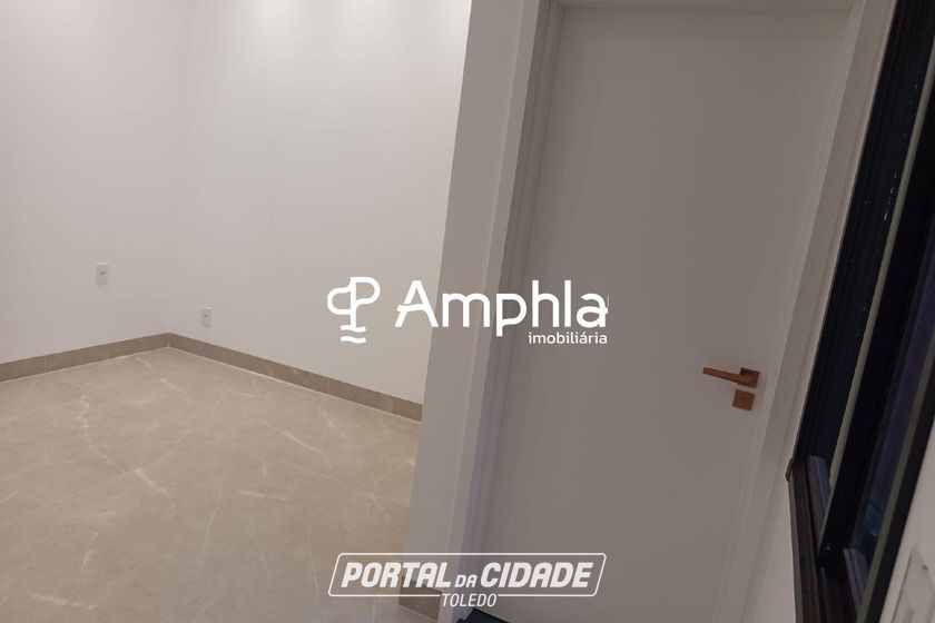 Casa &agrave; venda - 215m&sup2; - Vila Industrial