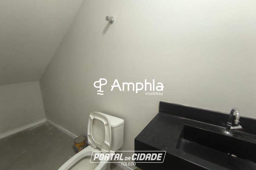 Sobrado &agrave; venda - 306m&sup2; - Maria Luiza