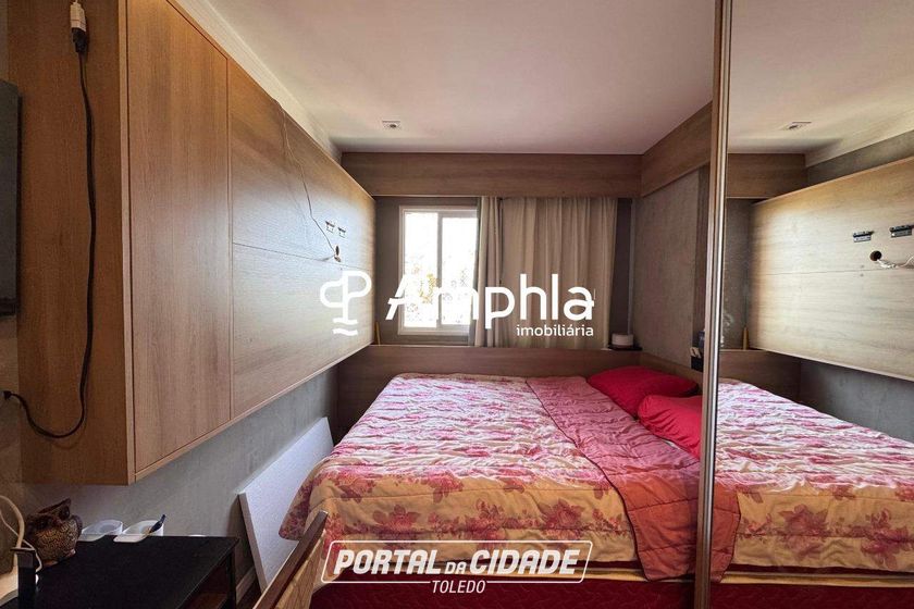 Apartamento &agrave; venda - 60m&sup2; - Centro