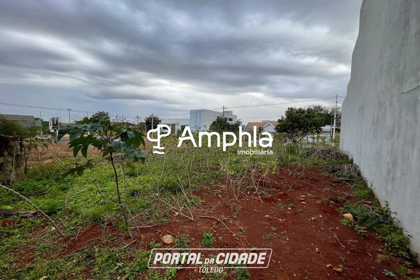 Terreno &agrave; venda - 350m&sup2; - Vila Ga&uacute;cha