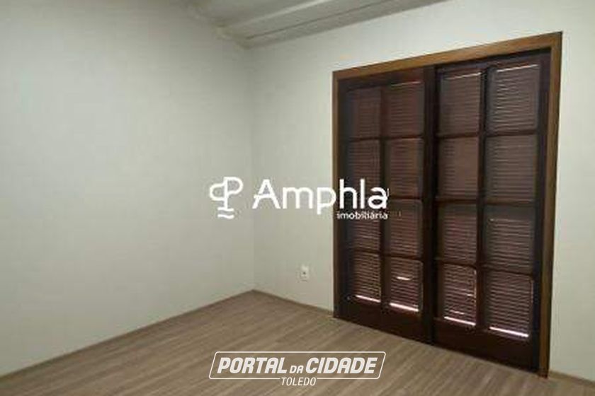 Sobrado &agrave; venda - 428m&sup2; - Vila Industrial