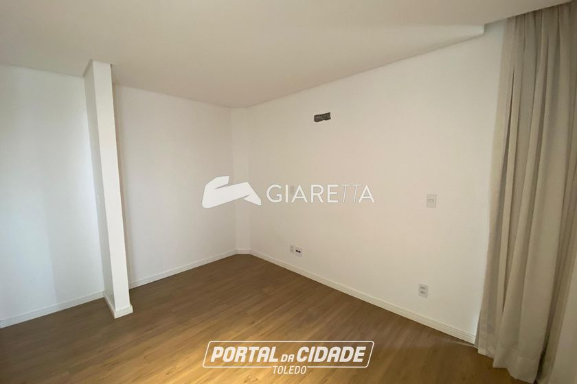 Sobrado &agrave; venda - 125m&sup2; - JARDIM TOCANTINS
