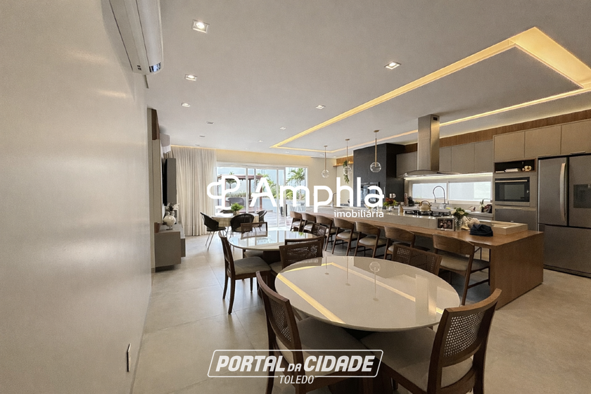 Sobrado &agrave; venda - 348m&sup2; - Maria Luiza