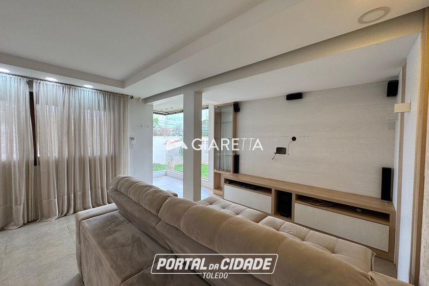 Sobrado para alugar - 322m&sup2; - JARDIM LA SALLE