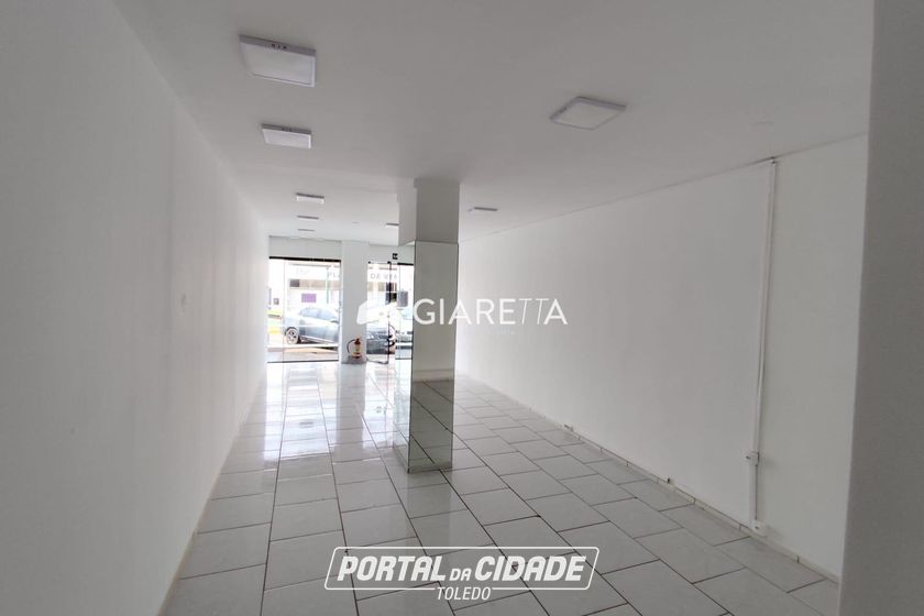 Sala Comercial para alugar - 68m&sup2; - CENTRO