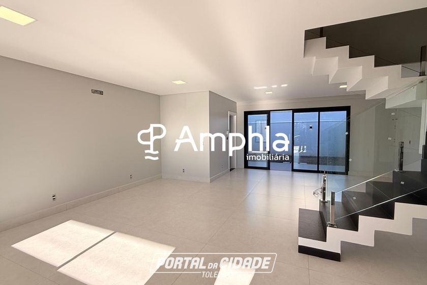 Sobrado &agrave; venda - 154m&sup2; - Recanto Tropical