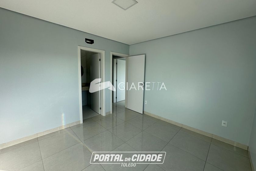 Sobrado para alugar - 115m&sup2; - JARDIM PARIZOTTO
