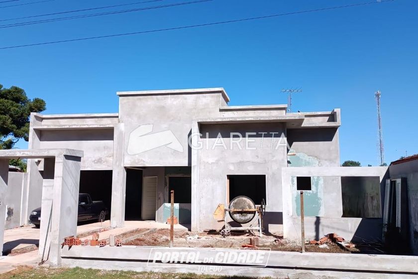 Casa &agrave; venda - 206m&sup2; - VILA INDUSTRIAL