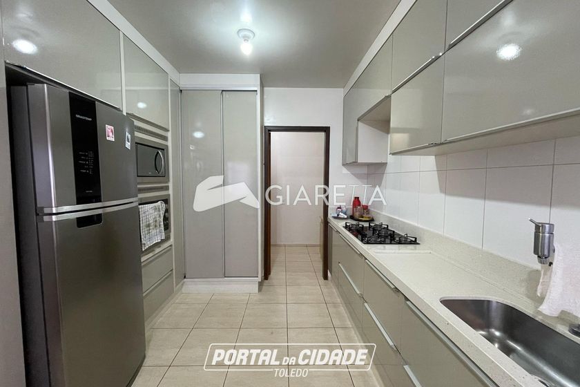 Sobrado &agrave; venda - 341m&sup2; - JARDIM LA SALLE