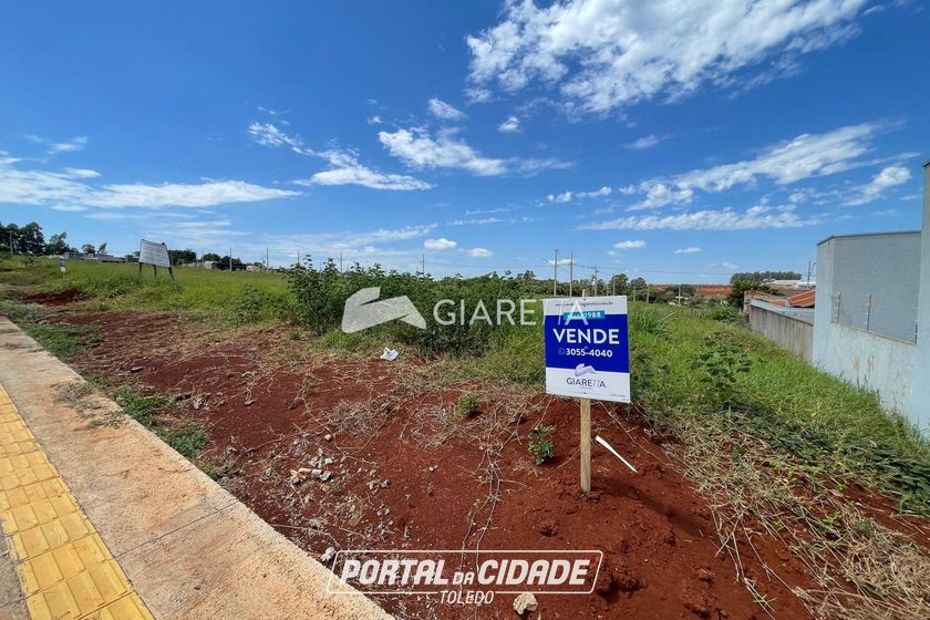 Terreno &agrave; venda - 270m&sup2; - JARDIM PINHEIRINHO
