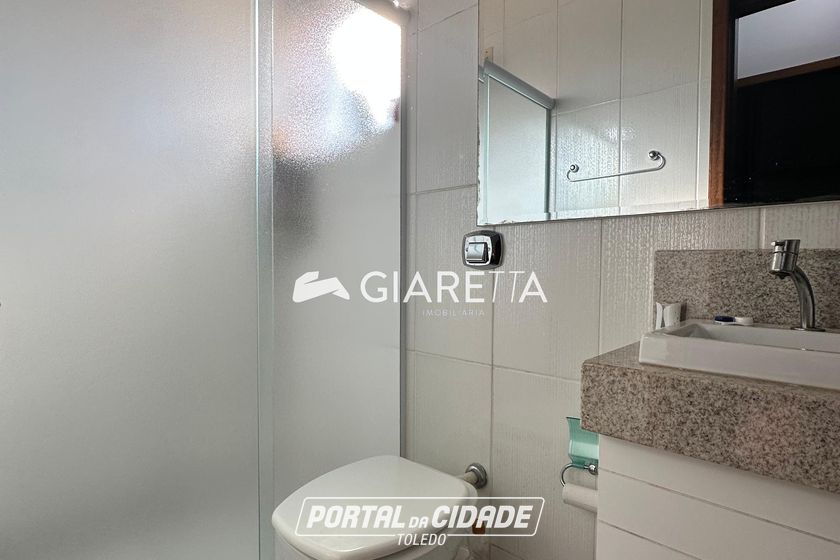 Sobrado &agrave; venda - 71m&sup2; - CENTRO