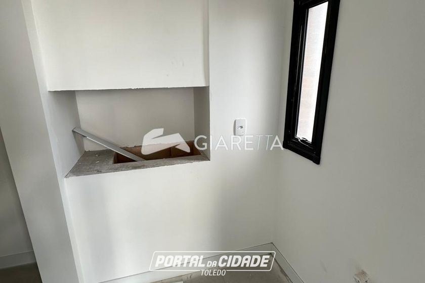 Apartamento &agrave; venda - 105m&sup2; - CENTRO
