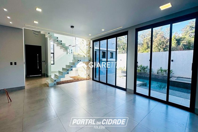 Sobrado &agrave; venda - 245m&sup2; - VILA INDUSTRIAL