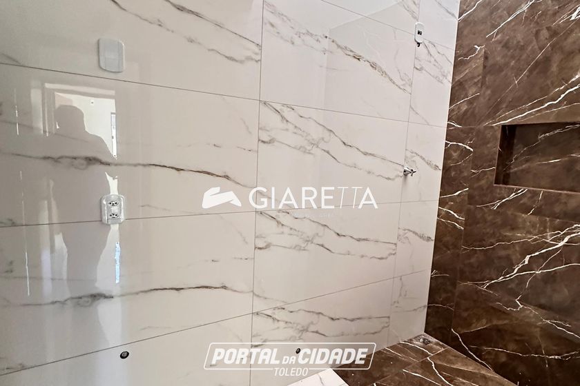 Casa &agrave; venda - 70m&sup2; - JARDIM PINHEIRINHO
