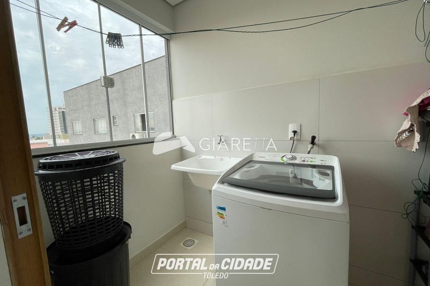 Apartamento para alugar - 100m&sup2; - CENTRO