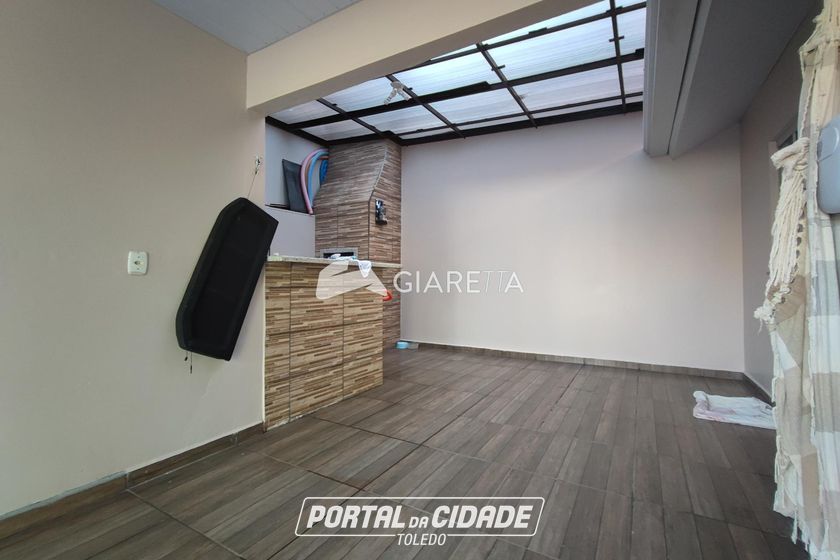 Casa para alugar - 65m&sup2; - JARDIM PANCERA