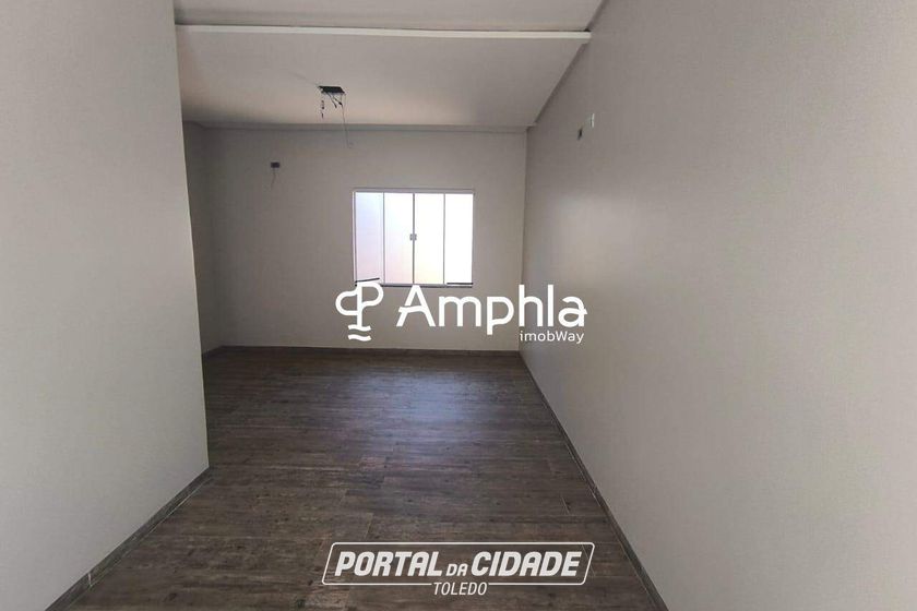 Casa &agrave; venda - 100m&sup2; - Santa Cruz