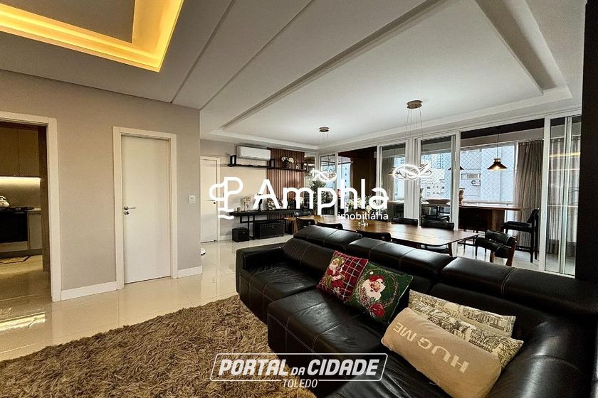 Apartamento &agrave; venda - 231m&sup2; - Centro