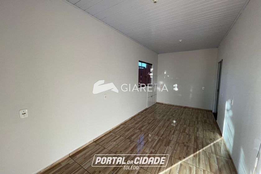 Casa para alugar - 49m&sup2; - JARDIM COOPAGRO