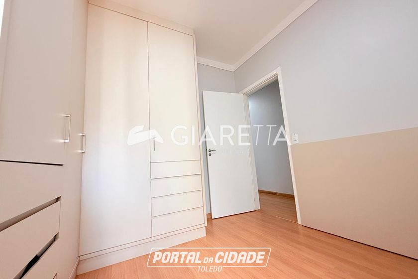Sobrado &agrave; venda - 165m&sup2; - JARDIM GISELA