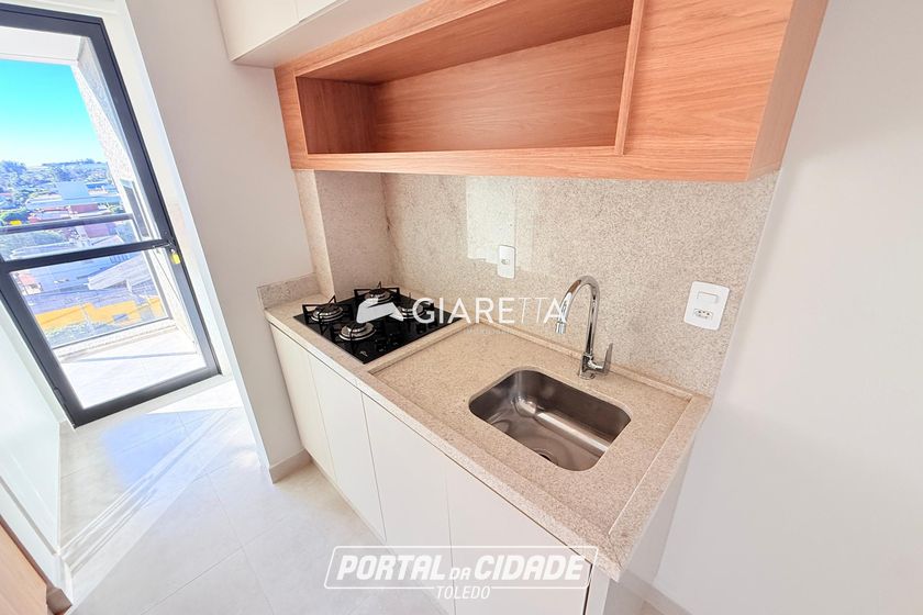 Apartamento para alugar - 90m&sup2; - CENTRO