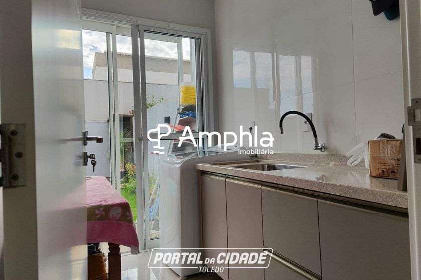 Sobrado &agrave; venda - 185m&sup2; - Jardim Gisela