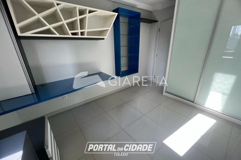 Apartamento para alugar - 234m&sup2; - CENTRO