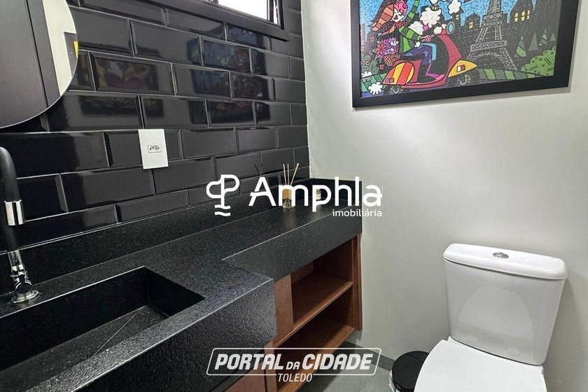 Sobrado &agrave; venda - 130m&sup2; - Recanto Tropical