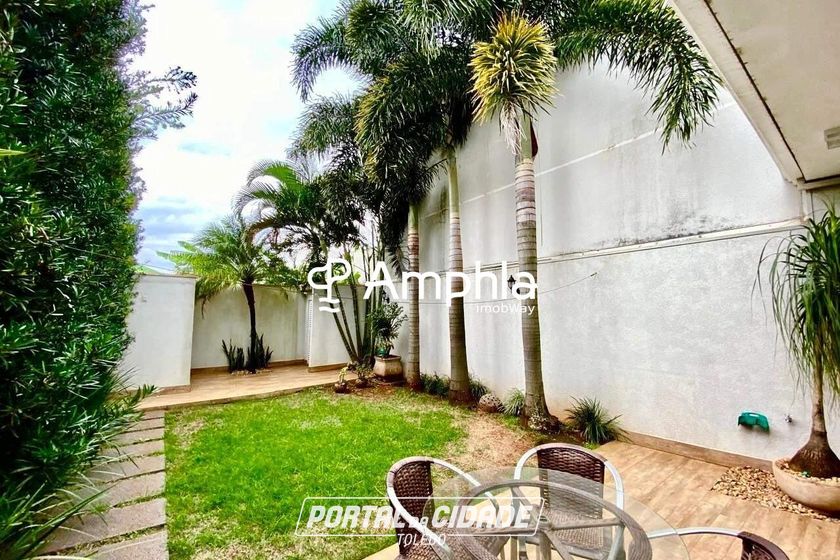 Sobrado &agrave; venda - 173m&sup2; - Recanto Tropical