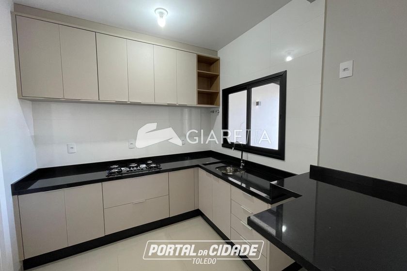 Casa para alugar - 106m&sup2; - JARDIM PANCERA