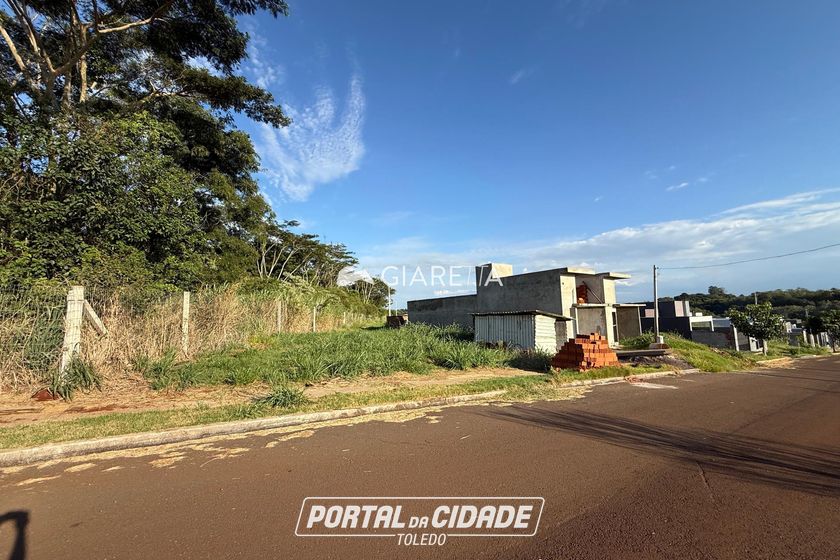 Terreno &agrave; venda - 315m&sup2; - JARDIM COOPAGRO