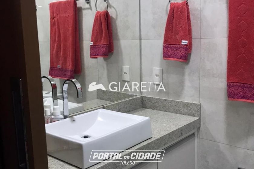 Casa &agrave; venda - 107m&sup2; - JARDIM COOPAGRO
