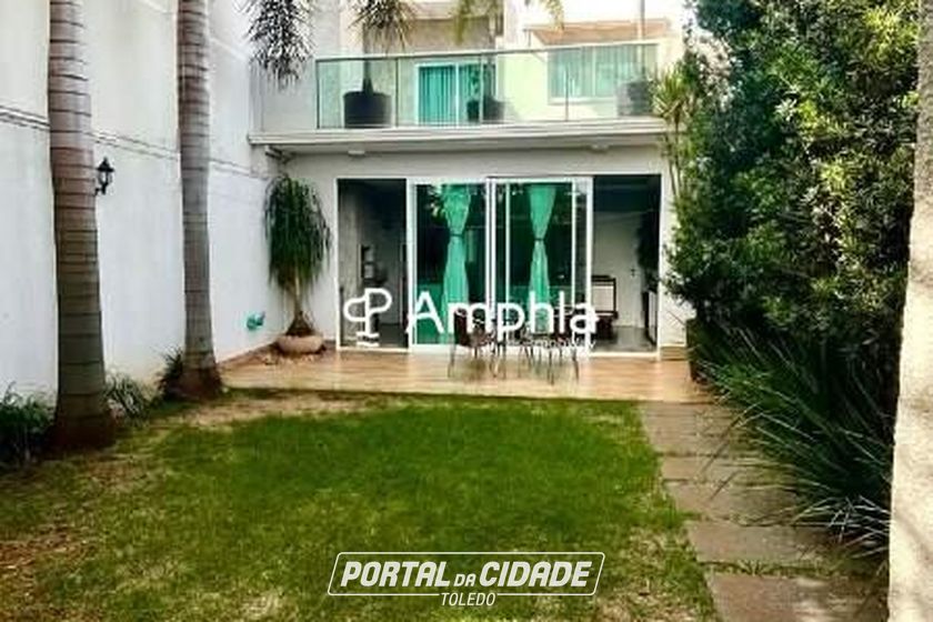 Sobrado &agrave; venda - 173m&sup2; - Recanto Tropical