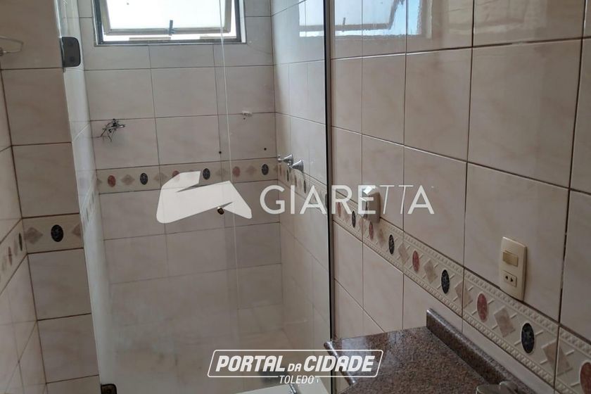 Apartamento para alugar - 136m&sup2; - CENTRO