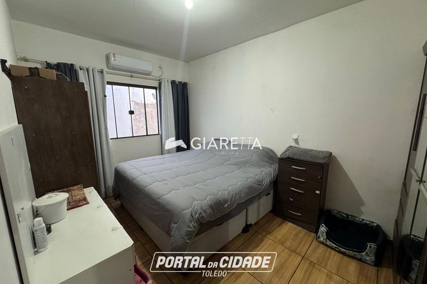 Casa &agrave; venda - 68m&sup2; - JARDIM PANORAMA