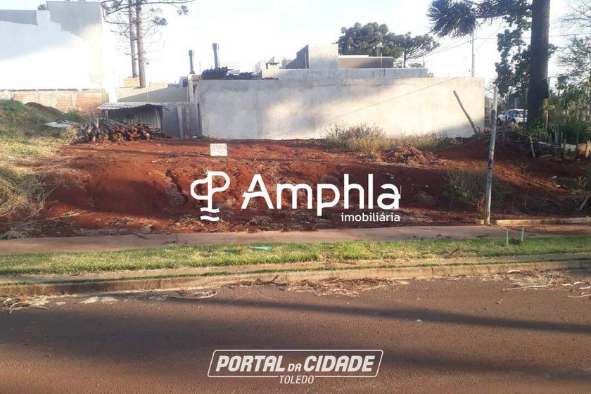 Terreno &agrave; venda - 150m&sup2; - Floresta