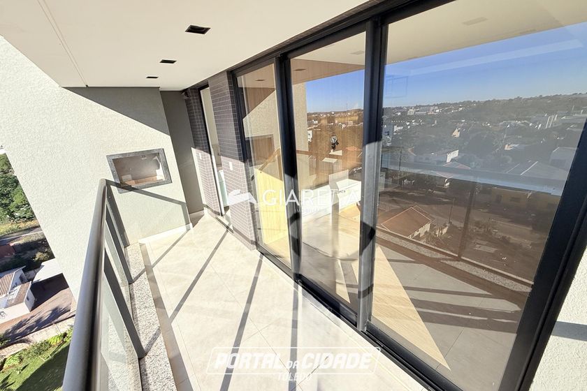 Apartamento para alugar - 90m&sup2; - CENTRO