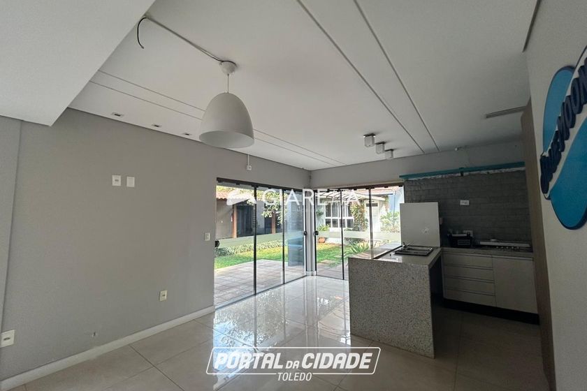 Sala Comercial para alugar - 170m&sup2; - CENTRO